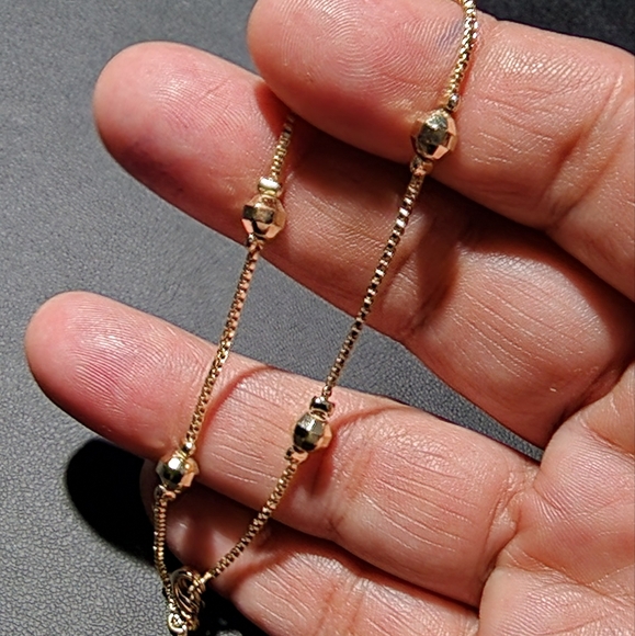 Beautiful 14k Gold Filled Bracelet - Picture 12 of 12